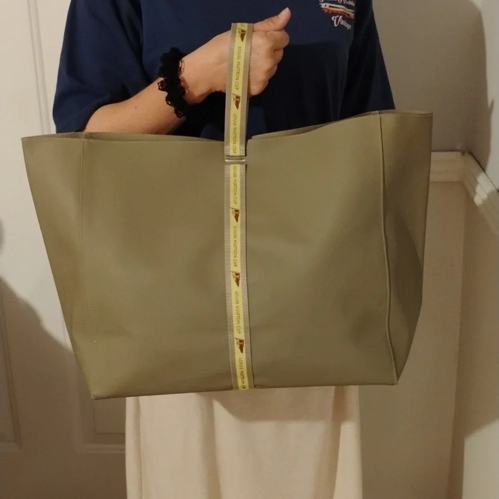 Authentic Louis Vuitton Limited Edition LV Cup Large Tote